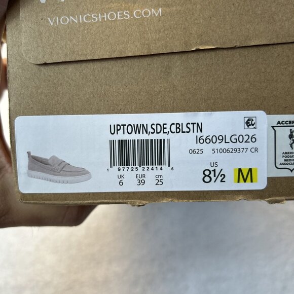 VIONIC Uptown Loafer Sand Color Textured Suede Women SZ 8.5 New in Box - Picture 9 of 9